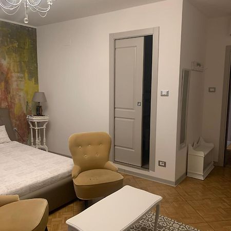 Apartament The First Triest Zewnętrze zdjęcie