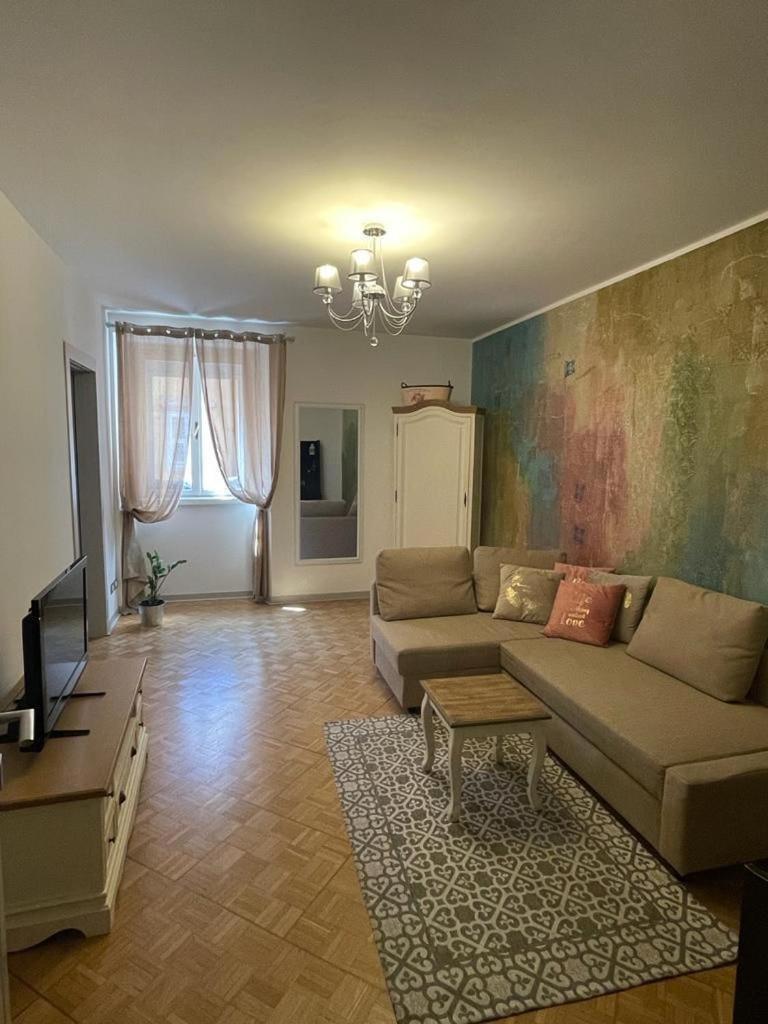 Apartament The First Triest Zewnętrze zdjęcie